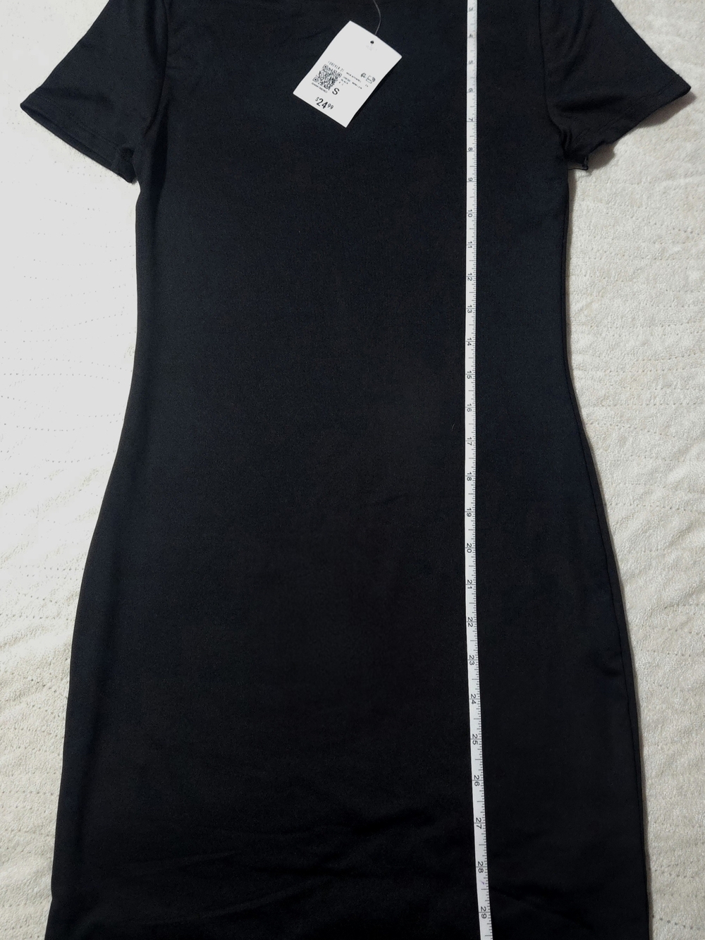 Black Short-Sleeve Bodycon Dress